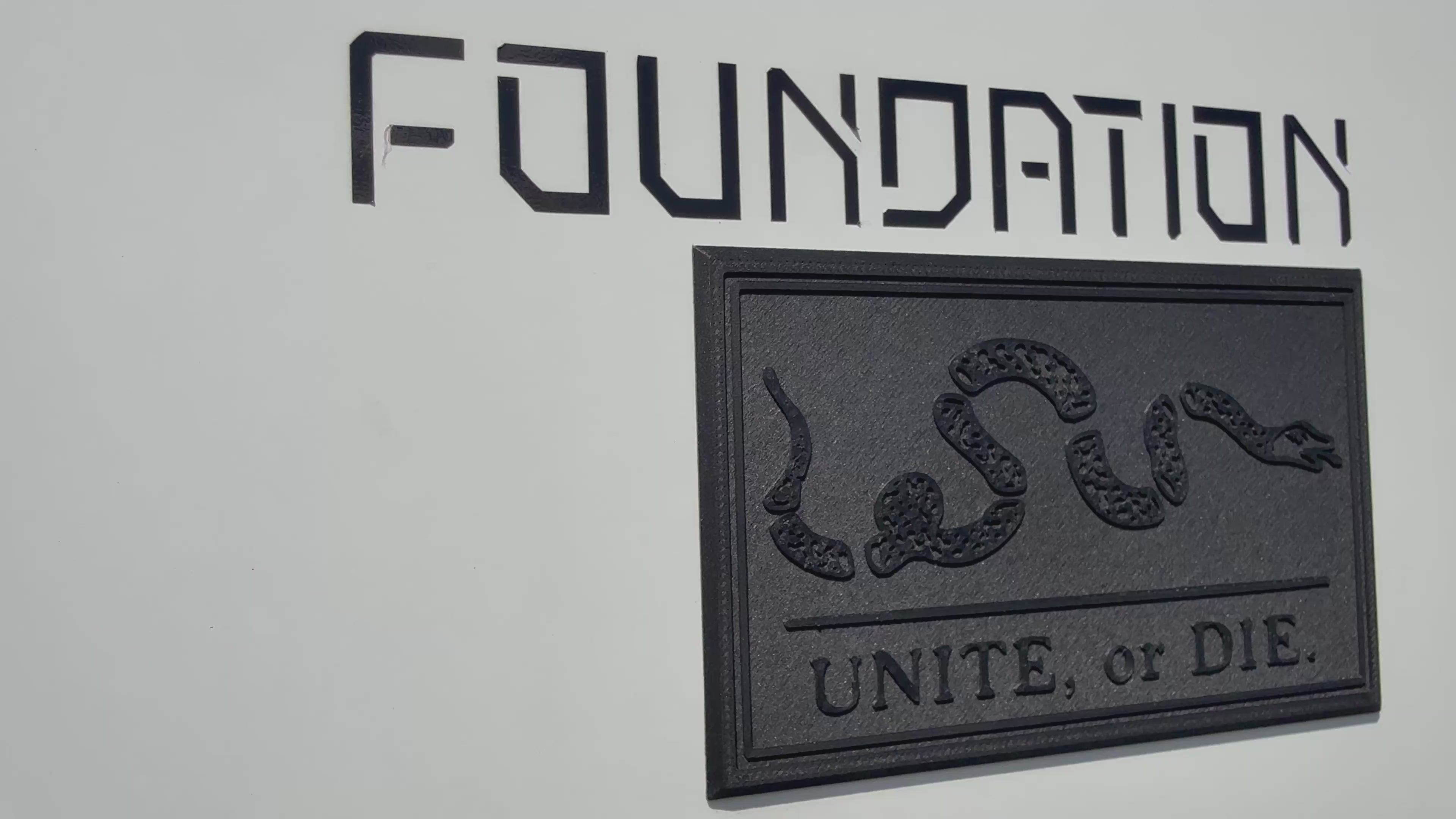 Carbon Fiber Magnet Black